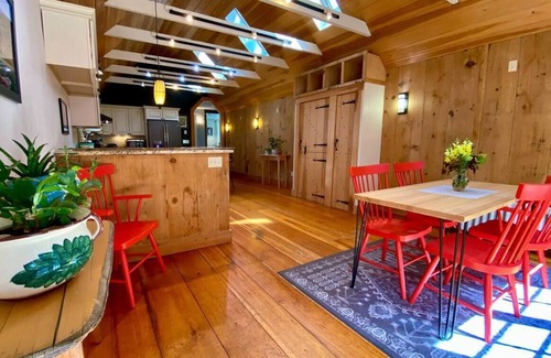 Bath Apartment | The Iron Lady; Gorgeous Historic Home
