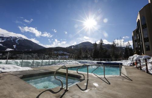 Blueberry Hill Apartment | The Ironwood on Blueberry Hill