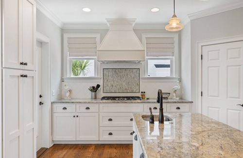 Edisto Island House | The Island Duck Away. Luxurious Beach House. Steps to beach, on the Golf Course