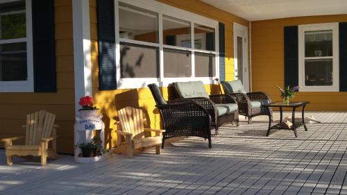Ingonish Beach Hotel | The Island Inn