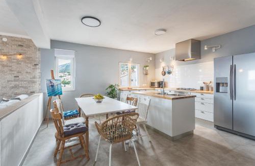 Bol Apartment | The Island Place