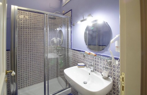 Santo Stefano di Camastra Bed & Breakfast | THE PALACE B&B and Apartments - FRUIT LUXURY ROOM
