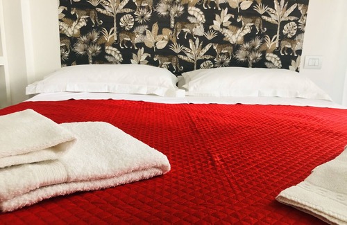 Casal Bertone Apartment | The Italian Home @Rome