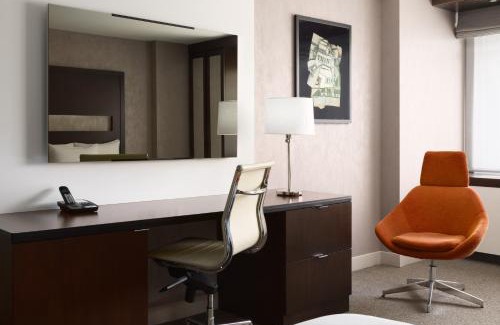 Riverside Hotel | The J House Greenwich Hotel