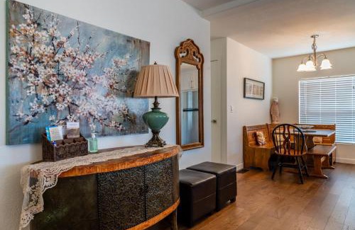 Bradley House | The J's Nest Cottage