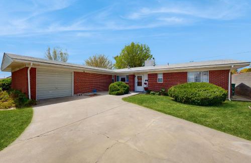 Farmington House | The Jacobs Family Home
