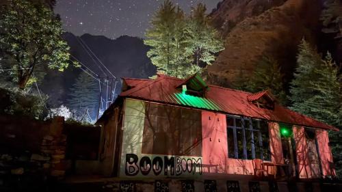 Kasol House | The Jairu kitchen home stay