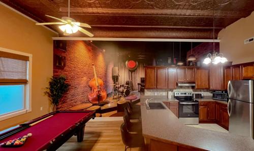 Sandusky Apartment | The Jazz Club Downtown Sandusky