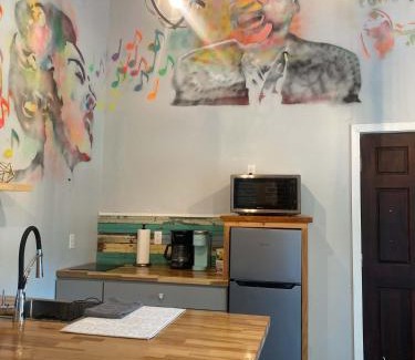 Sanford Apartment | The Jazz Loft