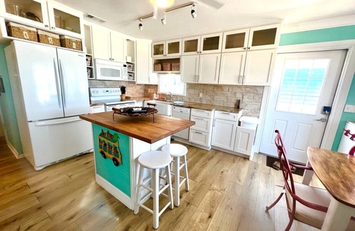 Flagler Beach House | The Jersey Girl, 2/2 with beautiful ocean views!