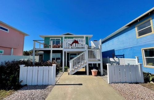 Flagler Beach House | The Jersey Girl, 2/2 with beautiful ocean views!