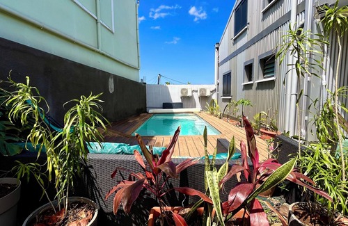 Bois d'Olives House | The jewel box of two horizons
