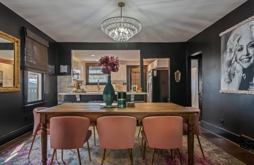 East Nashville House | The Jewel: Min 2 Broadway | Walkable East | 3Kings