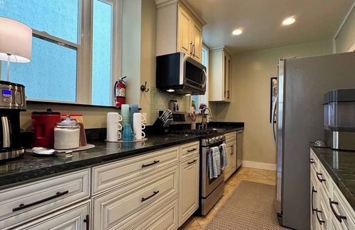 Union Square House | The Jewel of Jones-Heart of San Fran