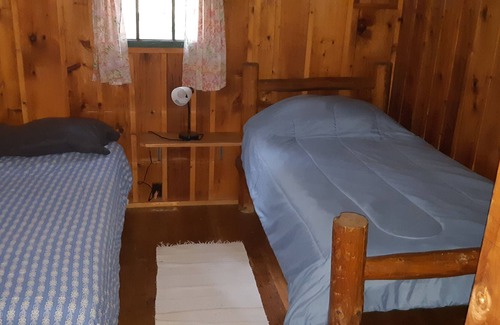 Blackville Cabin | The Joe DiMaggio 3 bedroom 2 bathroom cottage on private 11 acre Island