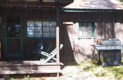 Blackville Cabin | The Joe DiMaggio 3 bedroom 2 bathroom cottage on private 11 acre Island