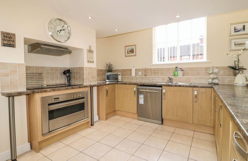 Ticknall Cottage | THE JOINERS SHOP, family friendly in Melbourne, Derbyshire