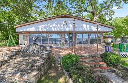 Titus House | The Jordan View