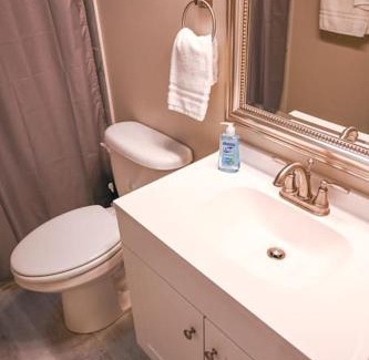 Biloxi Apartment | The Josette Room