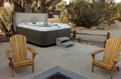 Yucca Valley House | The Joshua Tree Hideaway w/hot tub. Children and Pet friendly