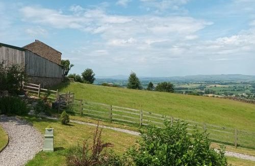 Barnoldswick House | The Journeyman Luxury Shepherds Hut