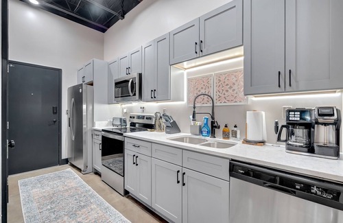 Kingsport Apartment | The Juliette Loft: Historic Charm Meets Modern Comfort in Downtown Kingsport