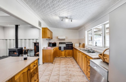 Galambine House | The Junction Inn