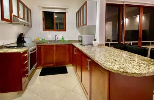Villa Juarez Apartment | The Jungle Bliss Condo - A nice 3 bedroom condo with 4 beds and 4 full bathrooms