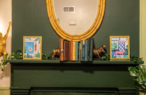 Savannah Victorian District Apartment | The Jungle Nook - Themed Getaway,Backyard,Grill
