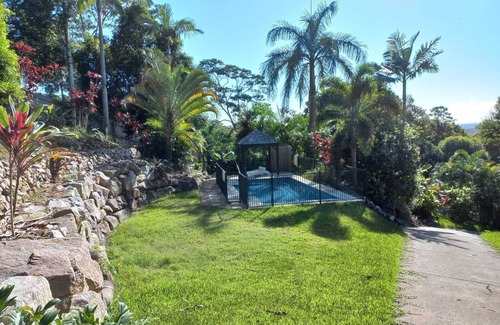 Doonan Villa | The Junglehouse Noosa Luxury Accommodation-spectacular views,15 mins to Hastings