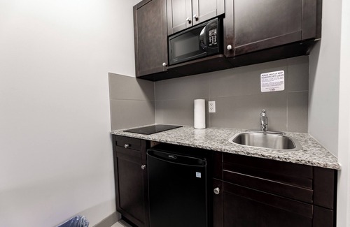 Hinton Hotel | The Kanata by BCMinns Hinton