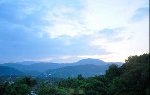 Gomagoda Hotel | The Kandy Mount Layathraa