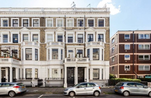 Addison Apartment | The Kensington Apartments