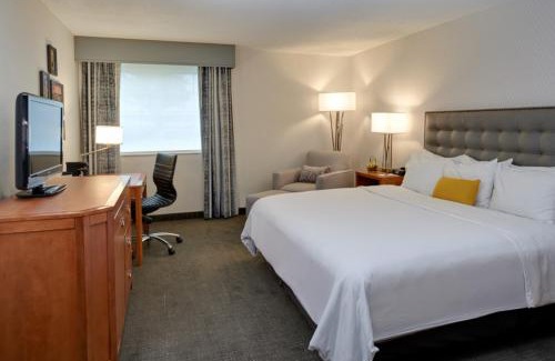 Bryant Pattengill West Hotel | The Kensington Hotel