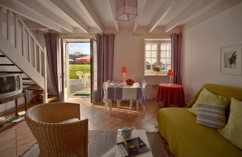Clohars-Fouesnant Cottage | The Kereven Farm. " Peace and space in Bénodet "5 ha park South Brittany