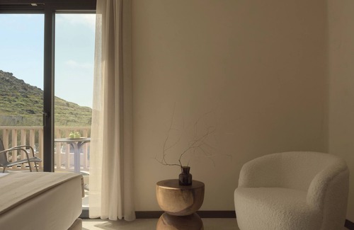 Mikri Vigla Hotel | The Key