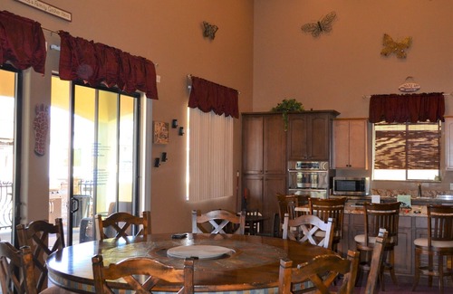 Moovalya Keys House | The KeyLargo House @ Lake Moovalya Keys;Large home 6beds 5ba+2lofts & 65 ft Dock
