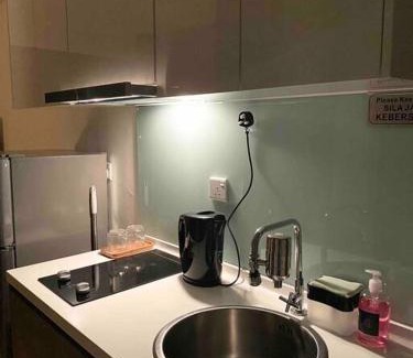 Batu Lintang Apartment | The Khals Suite@Kozi Square