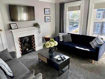 Whitehead Apartment | The King's Tower