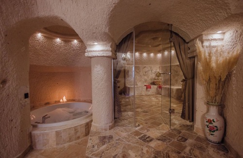 Uchisar Hotel | The Kingdom Of Cappadocia Luxury Cave Hotel