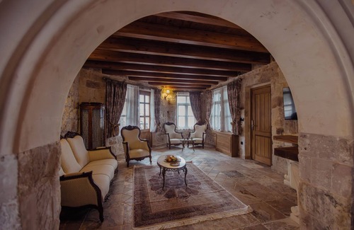 Uchisar Hotel | The Kingdom Of Cappadocia Luxury Cave Hotel