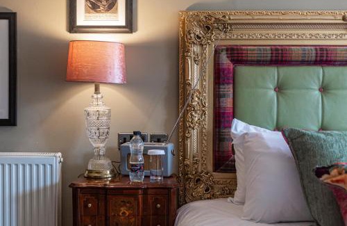 Godalming Hotel | The Kings Arms and Royal Hotel, Godalming, Surrey - The Coaching Inn Group