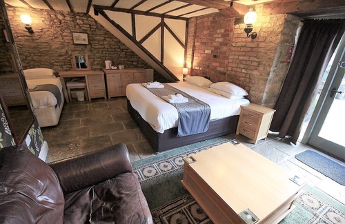 Chipping Norton Bed & Breakfast | The Kings Arms Chipping Norton