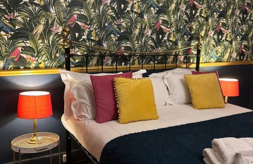 Montacute Hotel | The Kings Arms Inn