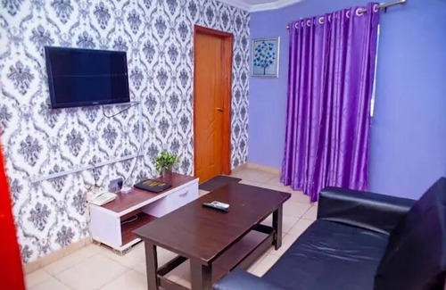 Ibadan Hotel | The Kings Hotel and Suites