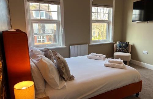 Hopton Apartment | The Kings View 4 bed exec apartment