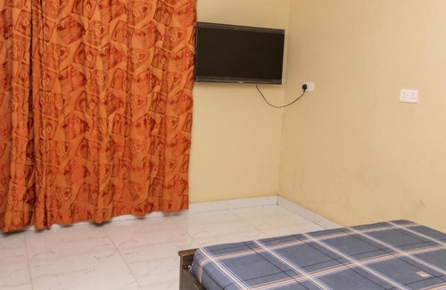 North Legon House | THE KINGSVILLE, Bohye, mango lane