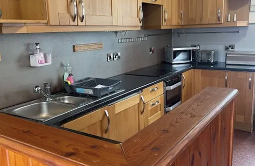 Knighton Apartment | The Knighton Apartment by Paymán Club