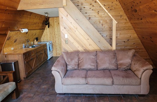 Frankfort House | The Koal-Mine-Inn - Fun and Charming with Lots of Character, A/C, and a Great Location!