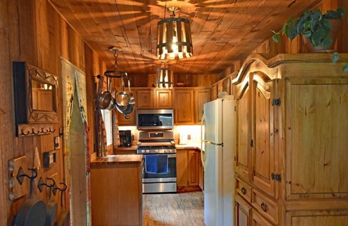 Ainsworth Hot Springs House | The Kootenay Vacation Sensation! Views, lake, hiking, caves, skiing & more!